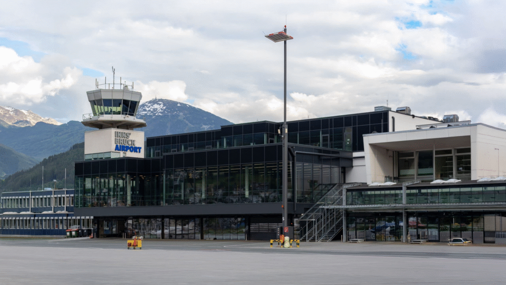 Luxury premium transfers from Salzkammergut airport